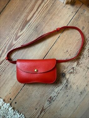 Lindquist Object Persimmon Faba Bag